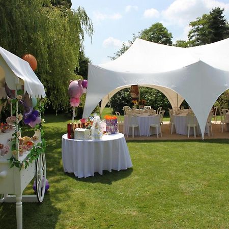 Wimblehurst Hotel Horsham Luaran gambar