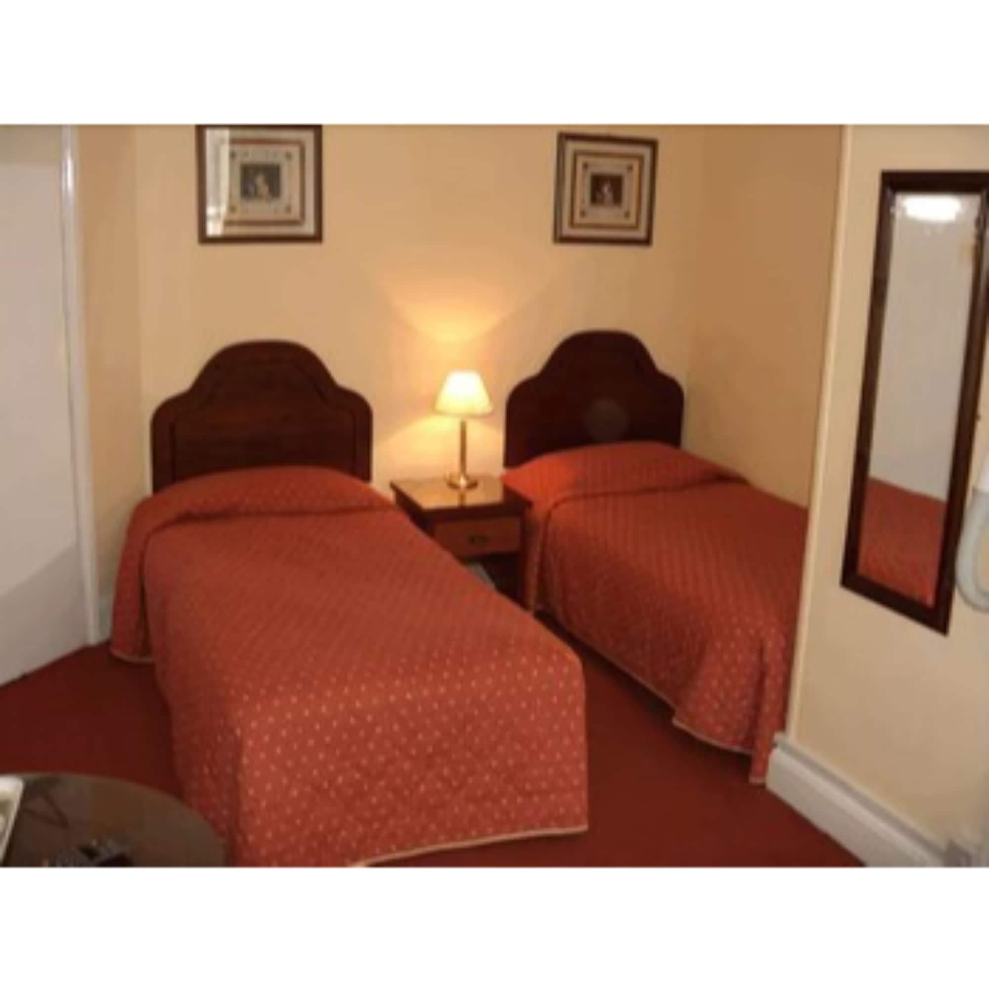 Wimblehurst Hotel Horsham Luaran gambar