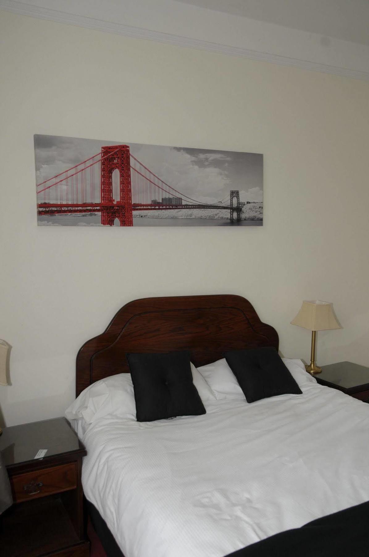 Wimblehurst Hotel Horsham Luaran gambar