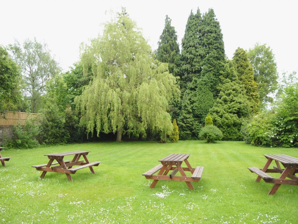 Wimblehurst Hotel Horsham Luaran gambar